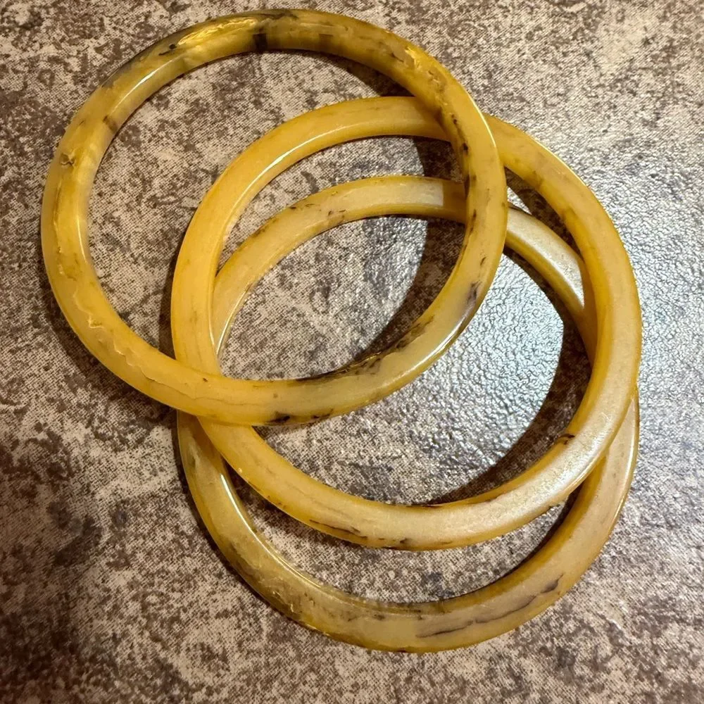 Vintage Butterscotch Lucite Bangle Bracelets Set of 3 Amber Tone